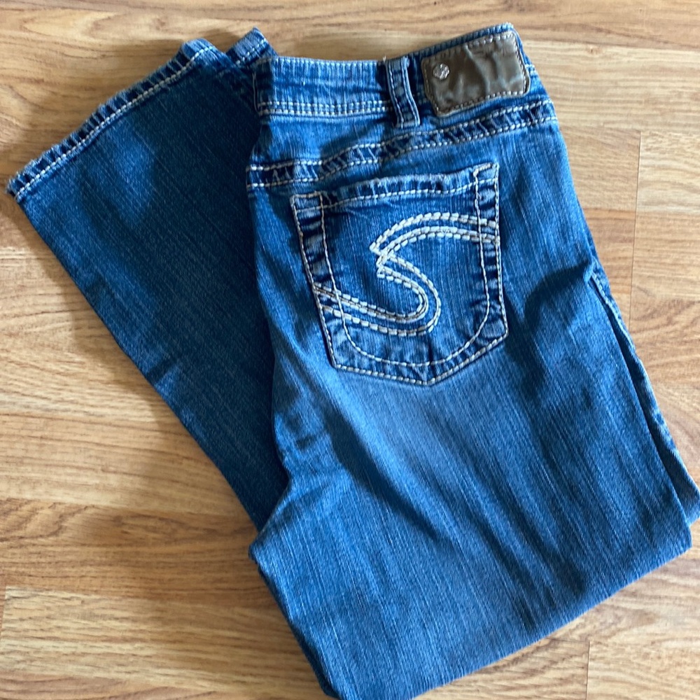 Silver Capris